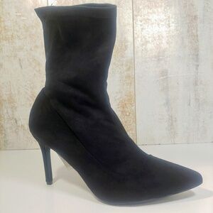 Sole diva black suede booties